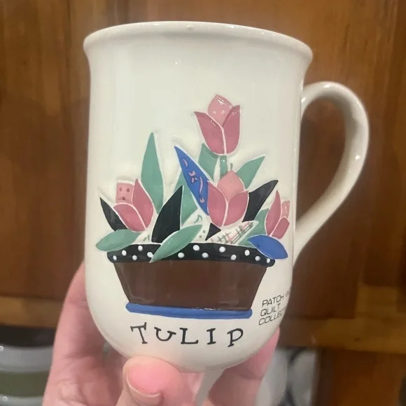 True vintage quilted tulip mug - Picture 1 of 4